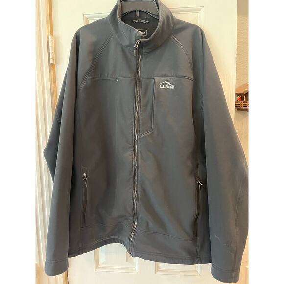 LL Bean Black Soft Shell Jacket Men XL Tall Neutral Gorpcore Active Minimalist - Picture 1 of 10